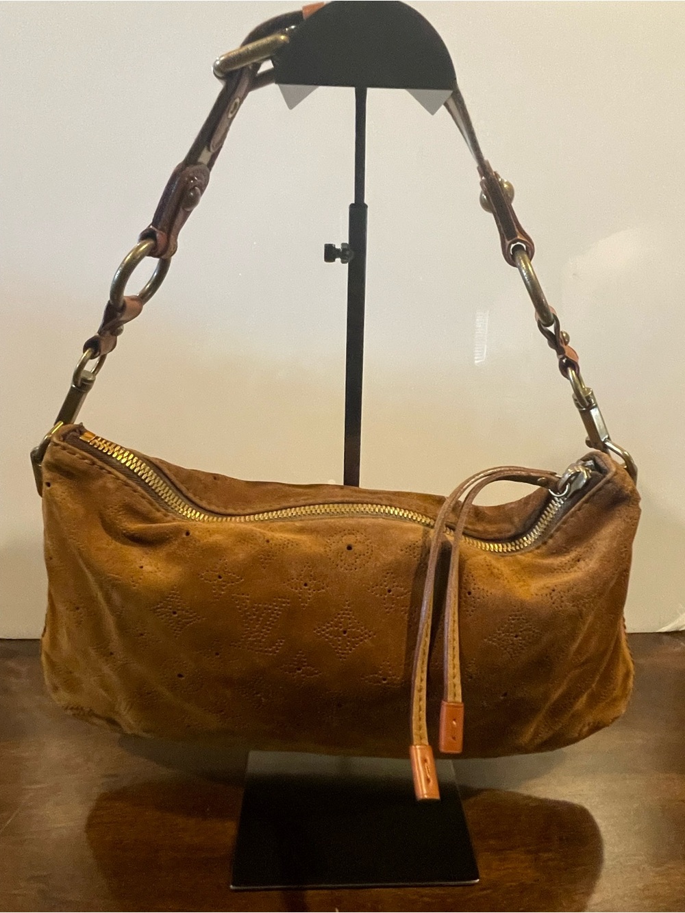 Louis Vuitton Cacao Pouchette Brown Suede Mahina Shoulder Bag - Limited Edition